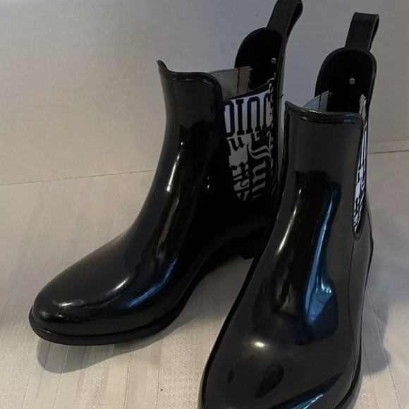 Juicy couture rain boots - Picture 3 of 8